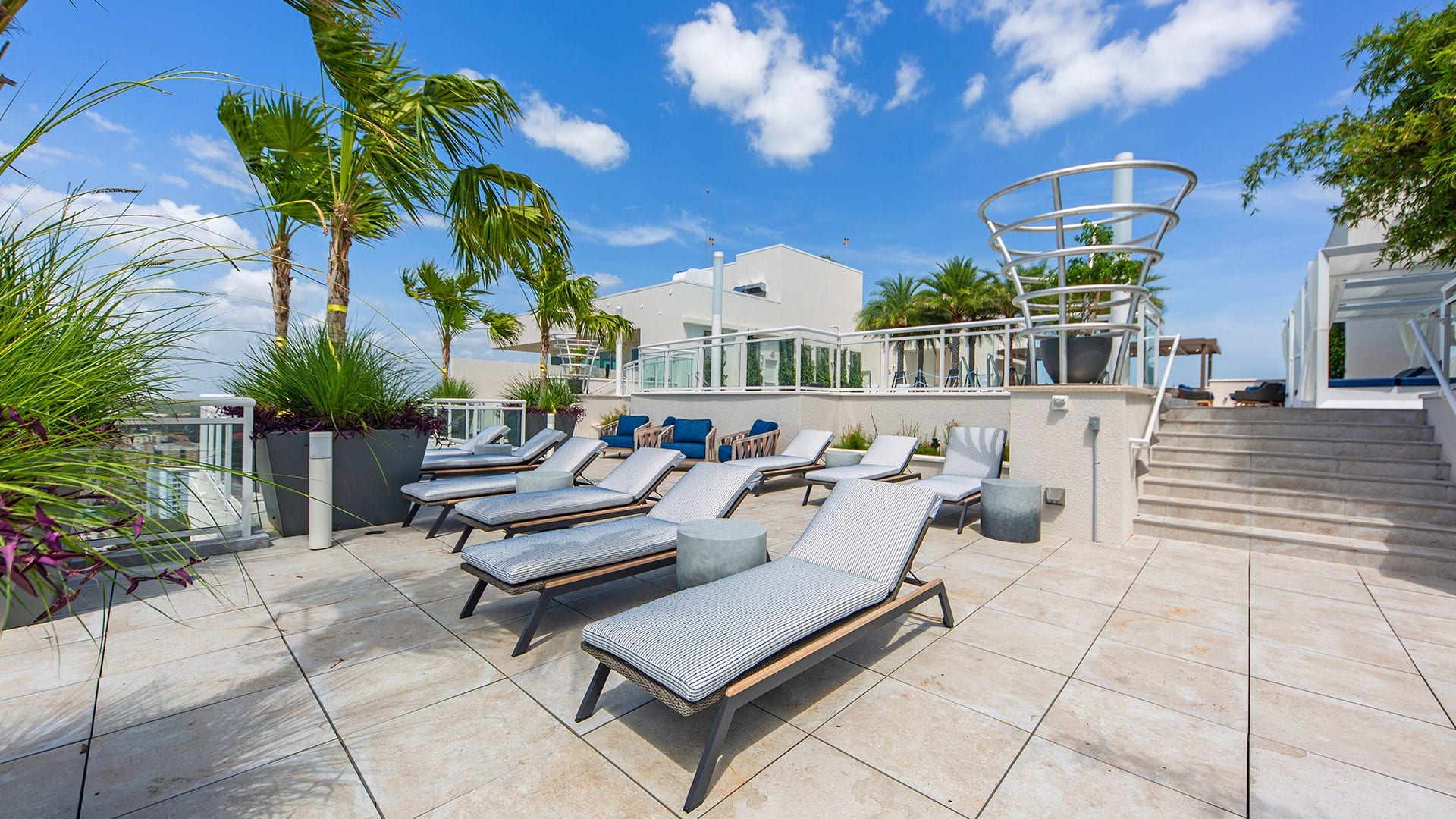 blvd sarasota rooftop lounge chairs